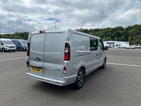 Usado Renault Trafic 168 HP (123 kW) 2024 Cinzento Monovolume