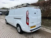 Usado Ford Transit Custom Limited 130 HP (95 kW) 2022 Branco Van