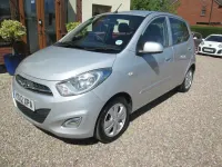Usado Hyundai i10 Active 85 HP (62 kW) 2012 Prateado Citadino