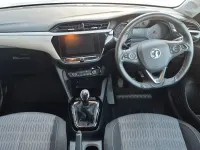 Second-hand Vauxhall Corsa Edition 75 CP (55 kW) 2022 Alb Hatchback