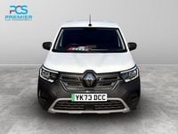 Begagnad Renault Kangoo 89 kW (122 HK) 2023 Vit Minibuss