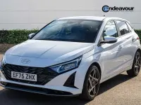 New Hyundai i20 100 HP (73 kW) 2025 White Hatchback