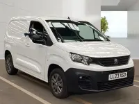 Used Peugeot Partner Premium 131 HP (96 kW) 2023 White MPV