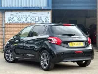 Second-hand Peugeot 208 Allure 2013 Negru Hatchback