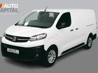 Used Vauxhall Vivaro 100 HP (73 kW) 2021 White MPV