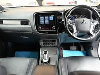 Used Mitsubishi Outlander P-HEV 2020 White Estate