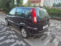 Used Ford Fusion Zetec 68 HP (50 kW) 2009 Red Hatchback