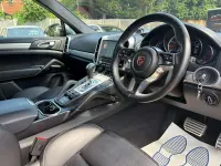 Used Porsche Cayenne Turbo 545 HP (400 kW) 2017 Grey SUV