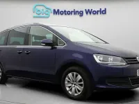 Usado VW Sharan SE 150 HP (110 kW) 2020 Azul Monovolume