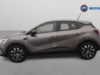 Used Renault Captur Evolution 143 HP (105 kW) 2024 Grey SUV