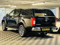 used Nissan Navara Double Cab Pick Up Tekna 2.3dCi 190 4WD