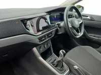 Used VW Polo Life 95 HP (69 kW) 2024 White Hatchback