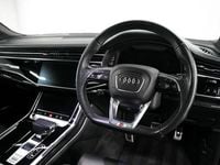 Used Audi Q8 Advanced 286 HP (210 kW) 2019 Black SUV
