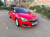 Used Vauxhall Insignia SRi 140 HP (102 kW) 2015 Red Hatchback