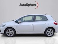 Used Toyota Auris Hybrid 2011 White Hatchback