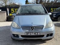 Begagnad Mercedes A160 Elegance 82 HK (60 kW) 2007 Blå Halvkombi
