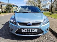Begagnad Ford Focus Titanium 99 HK (72 kW) 2008 Blå Halvkombi