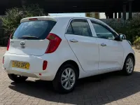 Used Kia Picanto 2012 White Hatchback
