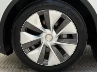 Used Tesla Model Y Long Range AWD 85 kW (116 HP) 2022 White SUV