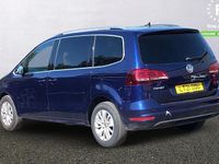 Usado VW Sharan SE 150 HP (110 kW) 2021 Azul Monovolume