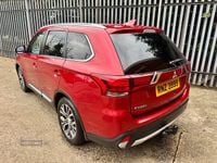 Used Mitsubishi Outlander 150 HP (110 kW) 2018 Red SUV