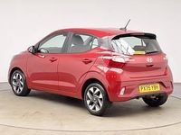 Gebraucht Hyundai i10 Advanced 63 PS (46 kW) 2025 Rot Kleinwagen