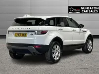 Usado Land Rover Range Rover evoque SE 180 HP (132 kW) 2018 Branco Carrinha