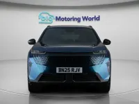 Used Peugeot 5008 Allure 136 HP (100 kW) 2025 Blue SUV