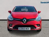 Used Renault Clio Iconic 90 HP (66 kW) 2018 Red Hatchback