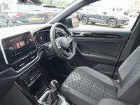 New VW T-Roc R-line 150 HP (110 kW) 2025 Deep black SUV