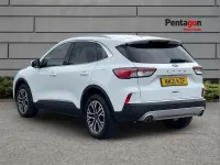 Używany Ford Kuga Titanium 147 KM (108 kW) 2021 Biały SUV