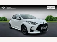 Used Toyota Yaris Design 2024 White Hatchback