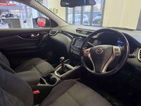 Used Nissan Qashqai N-Connecta 115 HP (84 kW) 2016 Blue SUV