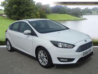 Used Ford Focus Zetec 120 HP (88 kW) 2016 White Hatchback