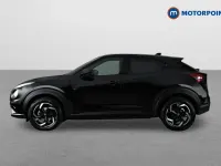 Gebraucht Nissan Juke N-Connecta 114 PS (83 kW) 2023 Schwarz SUV