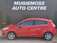 Used Ford Fiesta Zetec 82 HP (60 kW) 2013 Red Hatchback