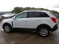 Used Vauxhall Antara 2012 White SUV