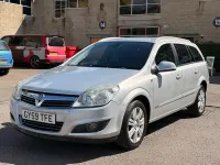 Gebraucht Vauxhall Astra Design Edition 138 PS (101 kW) 2009 Silber Kombi