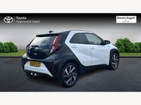 Used Toyota Aygo X 72 HP (52 kW) 2024 White SUV