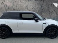 Used Mini Cooper Exclusive 136 HP (100 kW) 2023 White Hatchback
