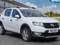 Used Dacia Sandero Ambiance 90 HP (66 kW) 2015 White Hatchback