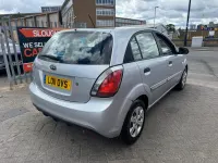 Used Kia Rio 109 HP (80 kW) 2011 Silver Hatchback