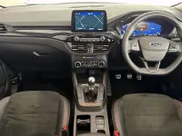 Used Ford Kuga ST-Line 150 HP (110 kW) 2023 Silver SUV