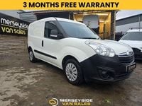 Used Vauxhall Combo 95 HP (69 kW) 2017 White MPV