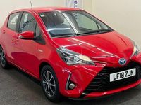 Used Toyota Yaris Hybrid 100 HP (73 kW) 2018 Red Hatchback