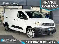 Second-hand Peugeot Partner Premium 2023 Alb Monovolum