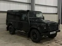 Used Land Rover Defender 122 HP (89 kW) 2008 Black Estate