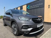 Used Vauxhall Grandland X SRi 130 HP (95 kW) 2020 Grey SUV