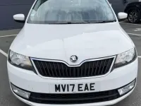 Used Skoda Rapid SE 2017 White Hatchback