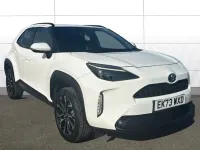 Used Toyota Yaris Hybrid Design 116 HP (85 kW) 2023 White Estate